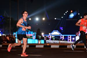 BIB: 26424
                            <button type="button" onclick="openModal(15067569)" class="btn btn-primary btn-sm float-right btn-popup" data-toggle="modal" data-target=".modal-high-quality">
                        <i class="fas fa-shopping-cart"></i> Add to Cart
                    </button>
                                            <button type="button" onclick="isThisMe(15067569, true)" class="btn btn-success btn-sm float-right btn-popup btn-isme hidden" data-toggle="tooltip" data-placement="bottom" title="นี่คือรูปของคุณใช่ไหม คลิกที่นี่เพื่อเอาเข้าอัลบั้ม">
                        <i class="fas fa-plus"></i> Add to album
                    </button>
                    <button type="button" onclick="isThisMe(15067569, false)" class="btn btn-warning btn-sm float-right btn-popup btn-isnotme hidden">
                        <i class="fas fa-ban"></i> Remove from album
                    </button>